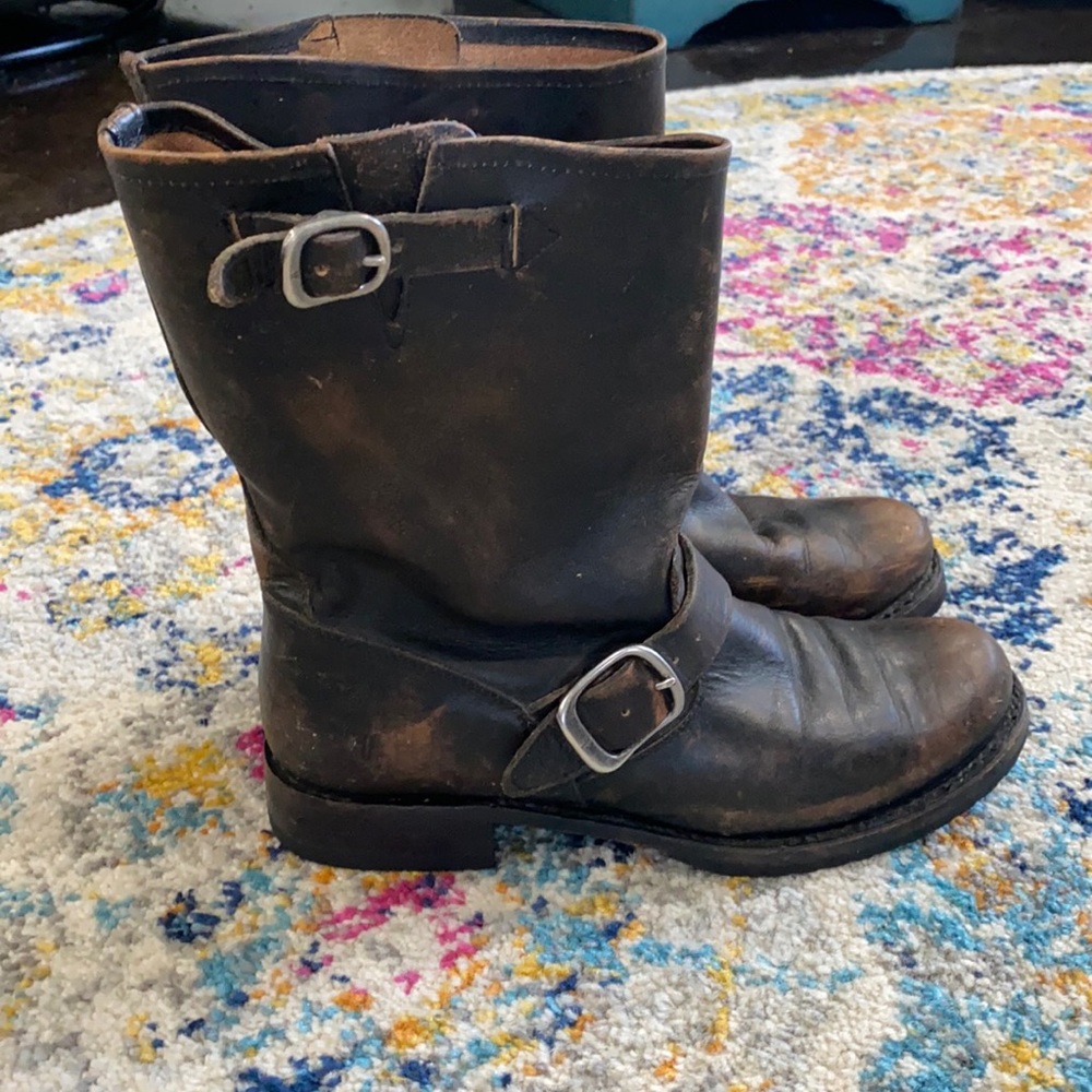 Frye Veronica short midi boot